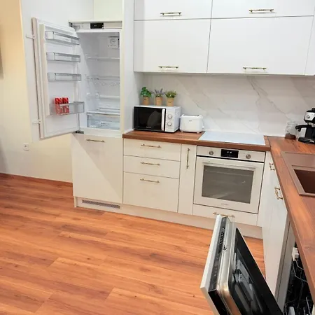 Sea Escape | & Parking Apartman *